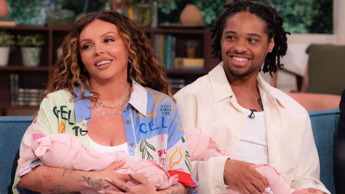 Britská zpěvačka prožívá noční můru každého rodiče: Její dvojčata možná nikdy nebudou chodit