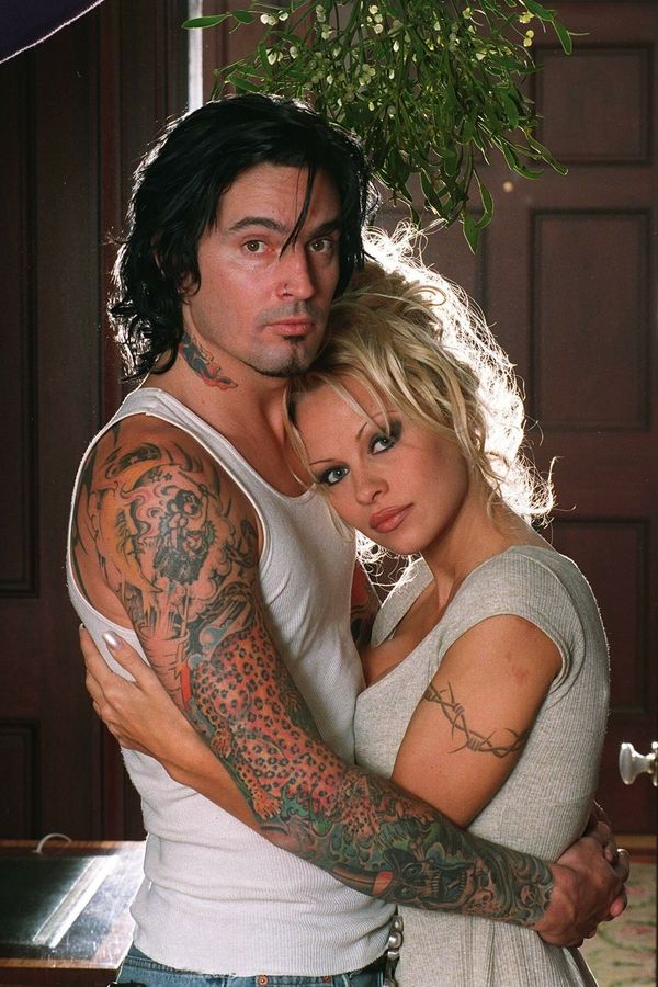 Pamela Anderson  ohromila přiznáním: Chybí mi Tommy Lee! Svému ex posílala dokonce okurky. Bez úspěchu - fotka 1/1
