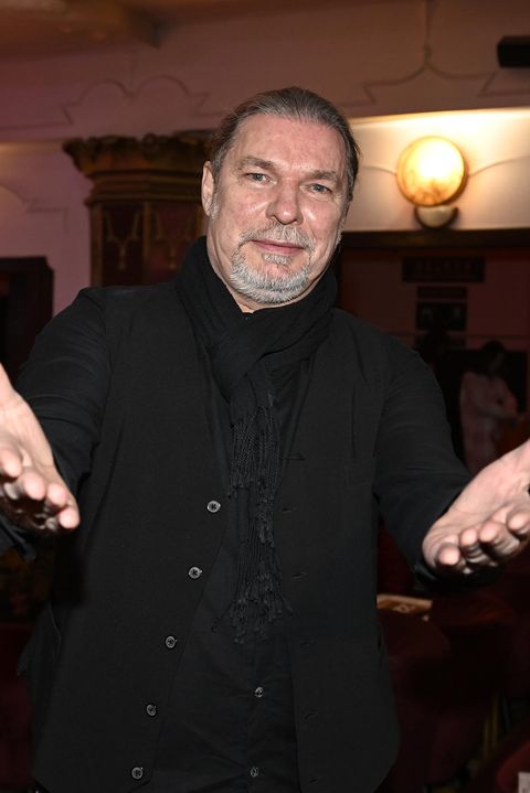 Zpěvák Petr Kolář už přes tři roky žije sám: Z toho, jak ho opustila holka, se vyznal tak, že to bude lámat srdce 