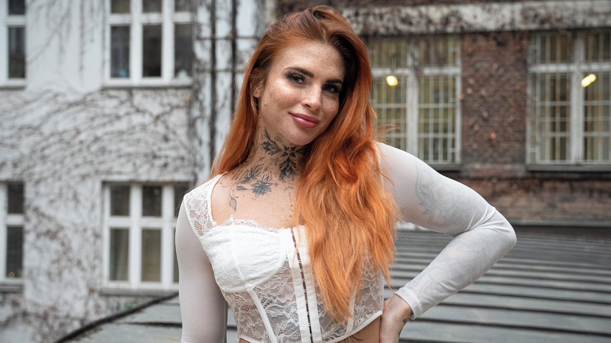 Jak chlap, máš hnusné tělo, píšou hvězdě Naked Attraction! Tereza reagovala po svém a rovnou v průsvitném prádle