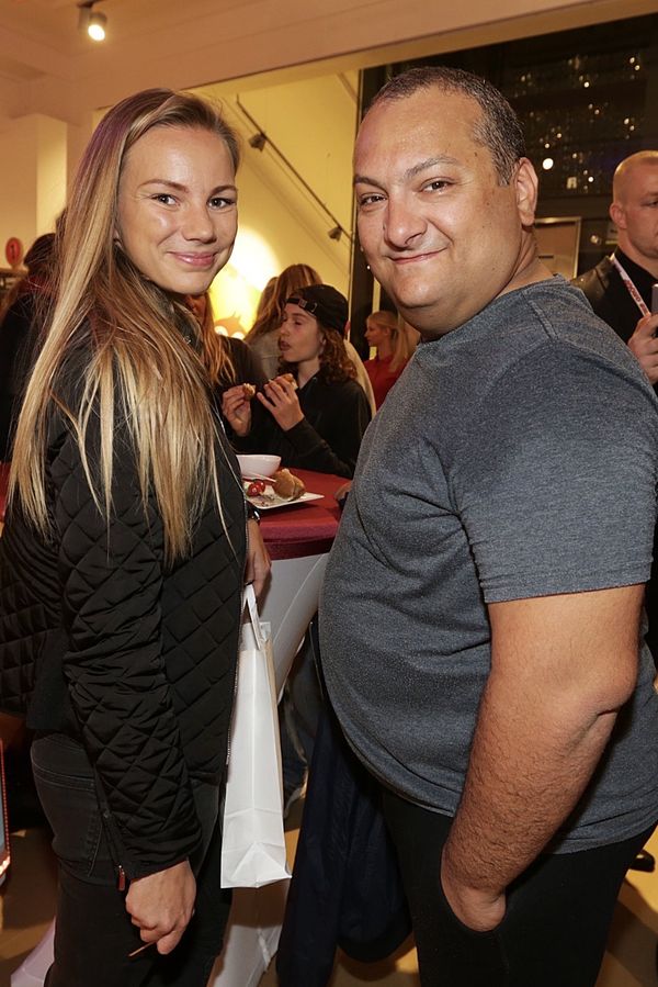 Velkolepý koncert pro Patrika Hezuckého: Vdova Nikola dojala s malým Oliverem tisíce lidí - fotka 1/1