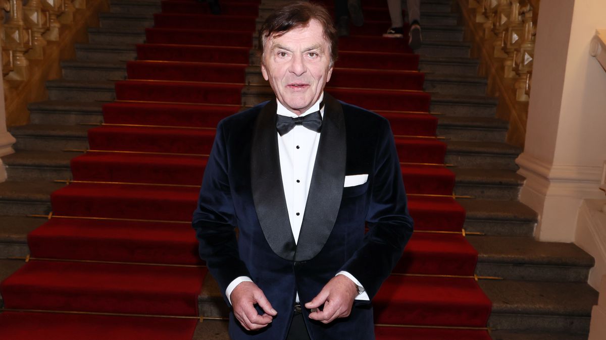 Čtyřnásobný bypass a umělý spánek: Manželka Pavla Trávníčka po měsíci řekla, jak na tom herec je