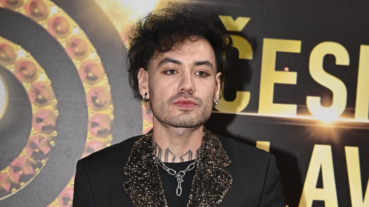 Objev roku na Českém slavíkovi Renne Dang u soudu kvůli drogám: Zpěvák poprvé promluvil. Svých chyb lituje