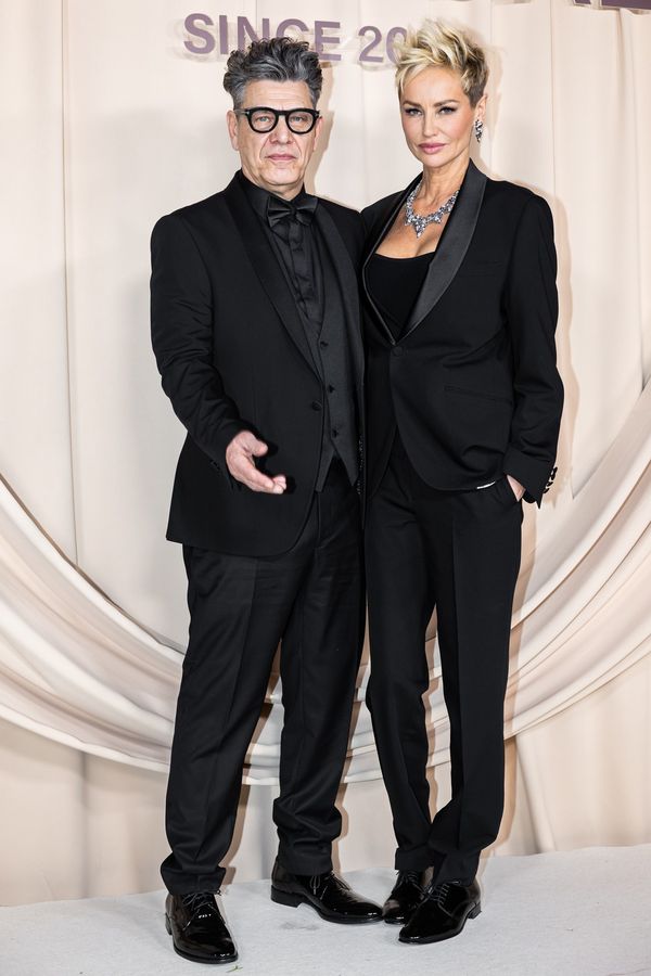 Adriana Sklenaříková je nakrátko: Pryč je dlouhá blond kštice, je na ježka! Na Slovensku poprvé ukázala nového partnera - fotka 1/1