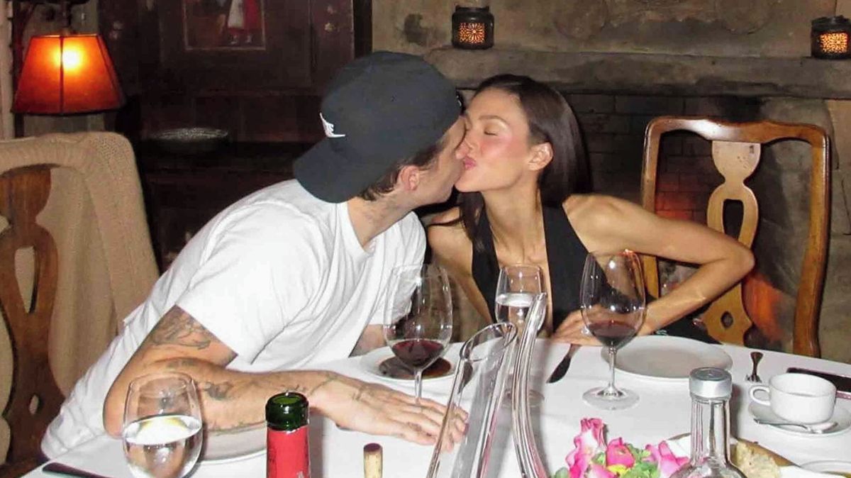 Pro Nicolu kapesné 20 milionů měsíčně i lahve vína za půl mega: Brooklyn Beckham se uměl oženit!