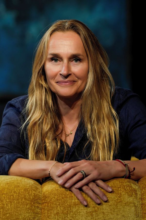 Lucie Výborná uvízla v koloně a jen zírala: V autě před ní si na místě spolujezdce hověl pasažér, který ji dostal - fotka 1/1