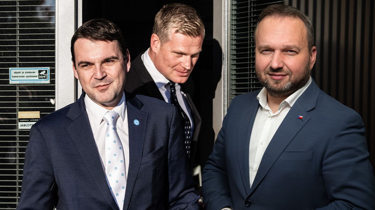 Věštírna exministra Jurečky: I bez křišťálové koule předpověděl, co nás čeká s Turkem a Macinkou v čele