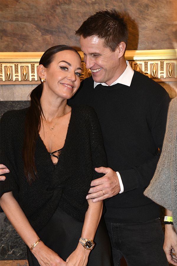 Odvážná Agáta ve výstřihu s krajkou, operní diva v elegantním a známé herečky jako jogínky: Hvězdné krásky si vyrazily - fotka 1/1