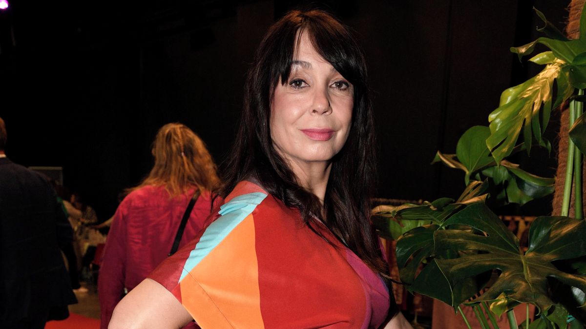 Nela Boudová dlouho mlčela. Už nevydržela a politikům to pěkně natřela. Tesat do kamene, jásají fanoušci