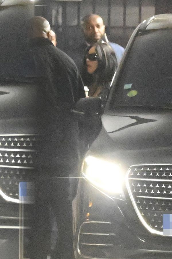 Poprvé přistiženi! ‚Kamarádi s výhodami‘ Kim Kardashian a Lewis Hamilton se neukryli ani pod rouškou tmy - fotka 1/1