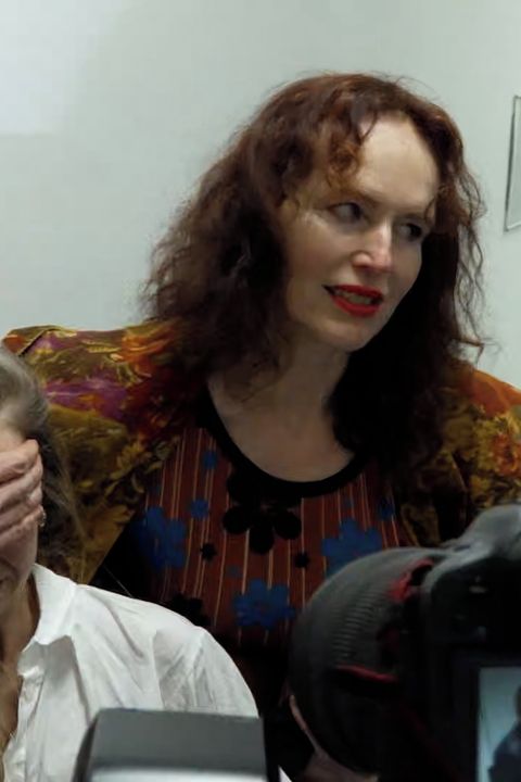 Drsná rvačka Sáry Saudkové se sokyní v lásce! Její expartner přišel k soudu s novou milenkou a znovu došlo k útoku