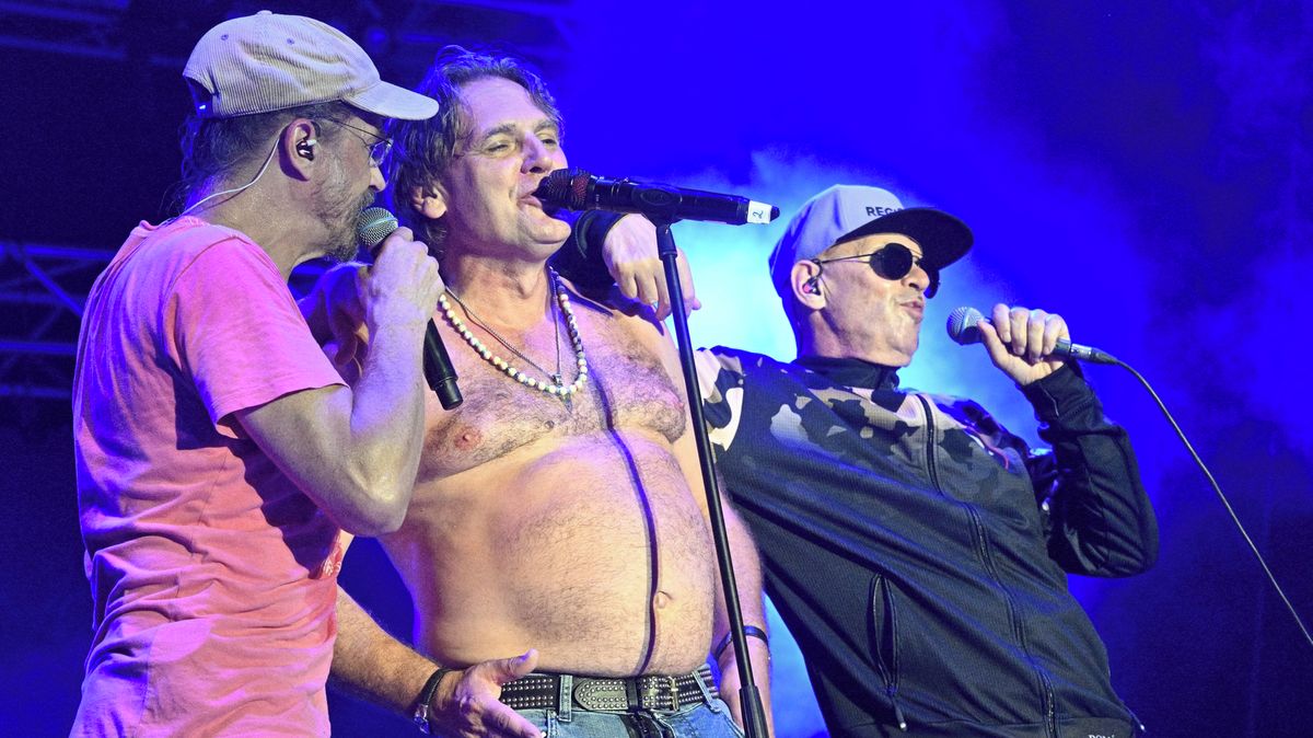 Polovina kapely se osypala, byl to podvod: Michael Viktořík z J.A.R se drsně pustil do Oty Klempíře. Ministr reagoval