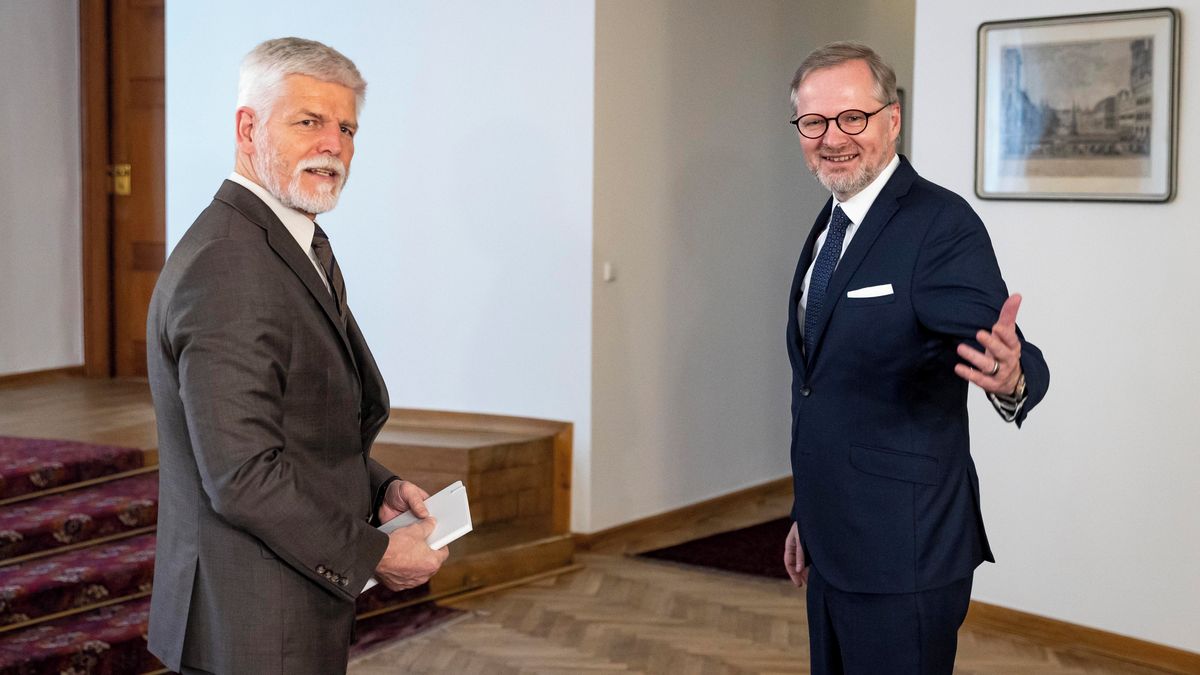 Expremiér Fiala promluvil o prezidentu Pavlovi a sklidil velkou bídu: A to myslel, že jeho slova vejdou do dějin