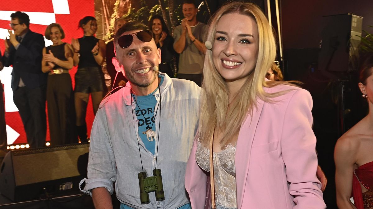 Něco tak šíleného si neumíte představit! Tuňák a Nicole v další reality show. Ona ukázala prsa v krajce, on bosé nohy