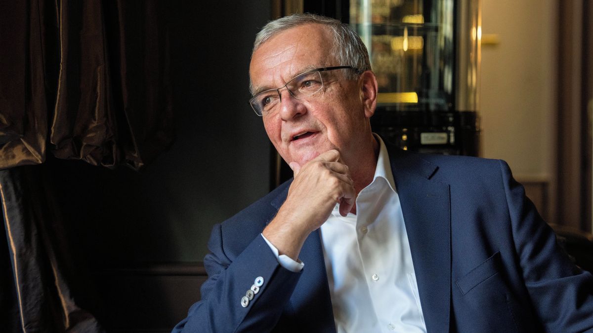 Lipavský udělal z Macinky kambodžského diktátora Pol Pota: Miroslava Kalouska to dost rozezlilo. Vyjádřil se jasně