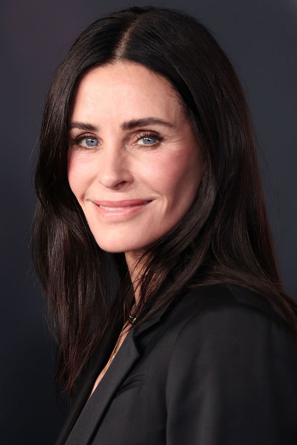 Vřískot je zpátky: Courteney Cox a Neve Campbell vypadají 30 let od jedničky senzačně. A co teprve filmová dcerka!  - fotka 1/1