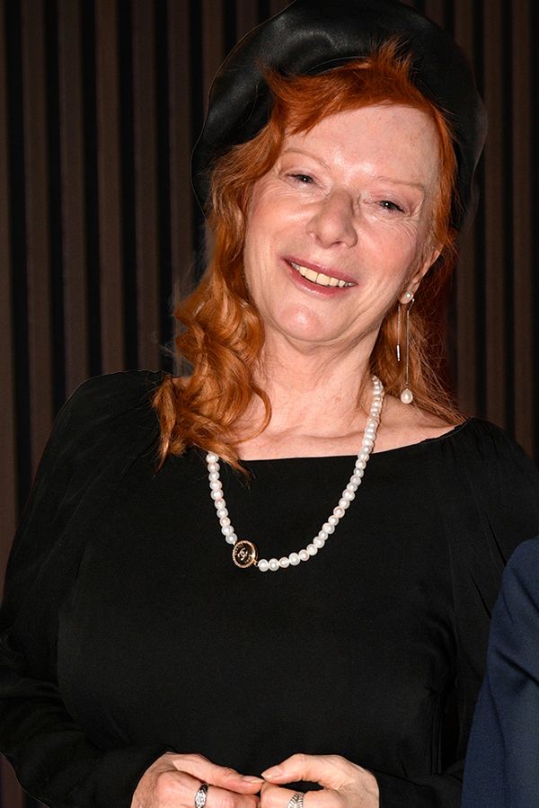 Expremiér Fiala se ve Sněmovně vyfotil s roztomilým pejskem: Co na to Bára Štěpánová, zajímali se poťouchlí fanoušci - fotka 1/1