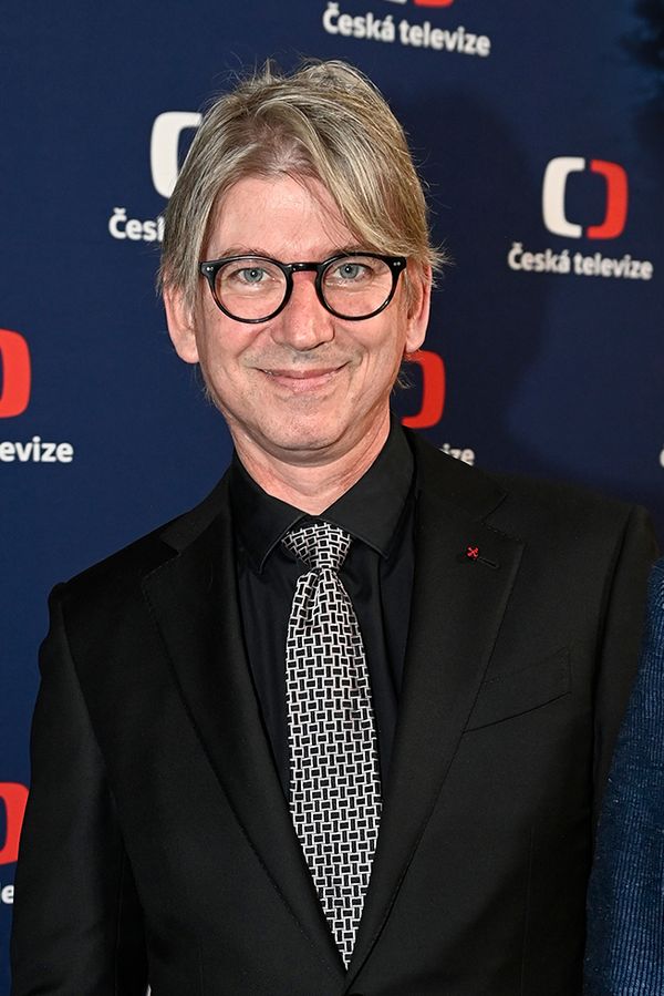 Jiří Strach potvrdil Anděla Páně 3! Režisér prozradil, jak to bude se zásadní rolí Jiřího Bartošky (†78) - fotka 1/1