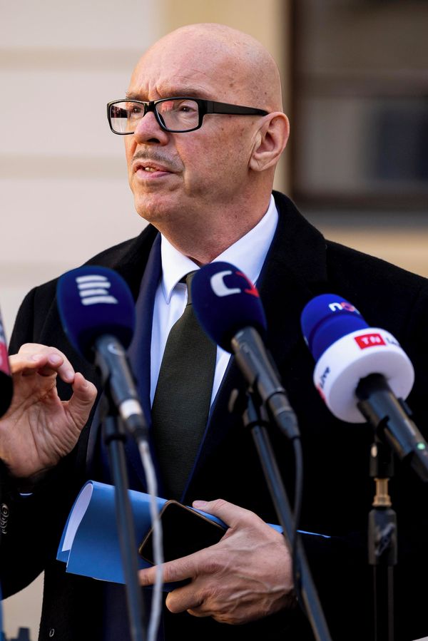 Hroší kůže ministra Oty Klempíře: Ve Strážnici ho drsně vypískali. Svou reakcí ještě přilil olej do ohně - fotka 1/1