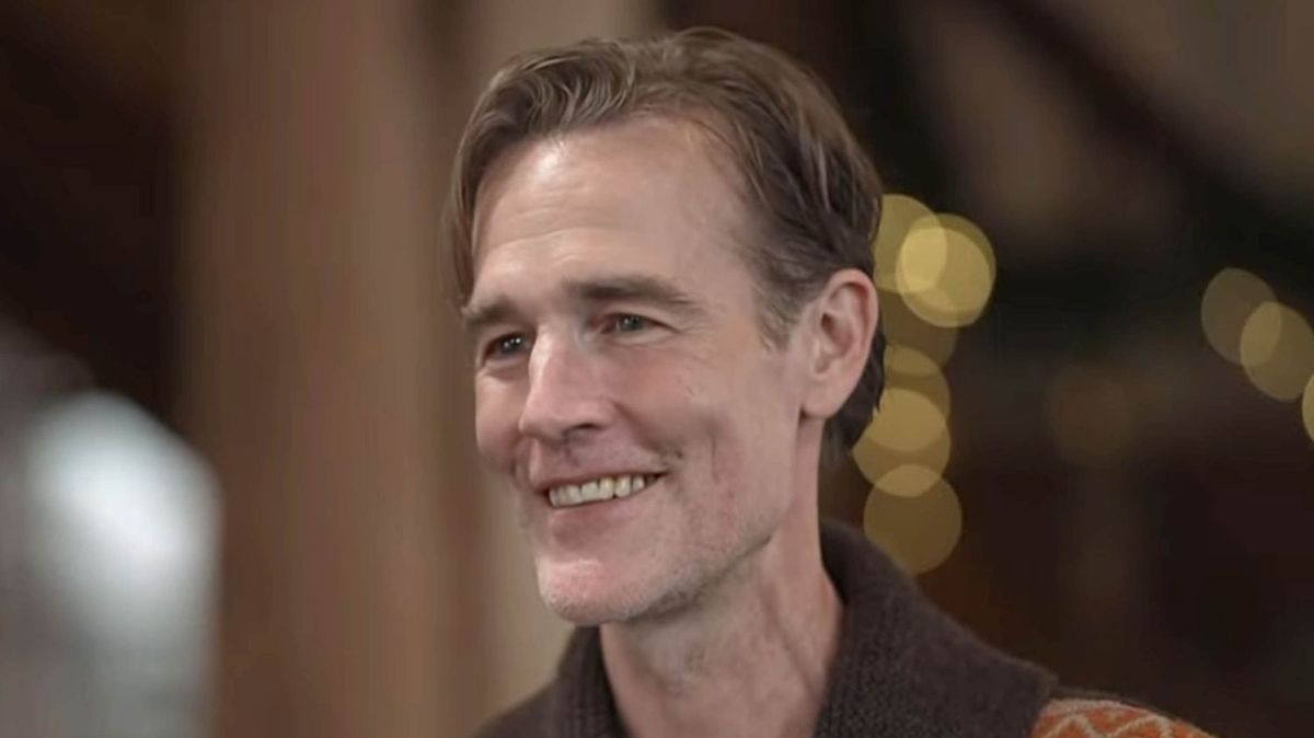 Dawsonův svět pláče nad ztrátou Van Der Beeka. Katie Holmes dojala ručně psaným dopisem. Sbírka pro rodinu překvapila