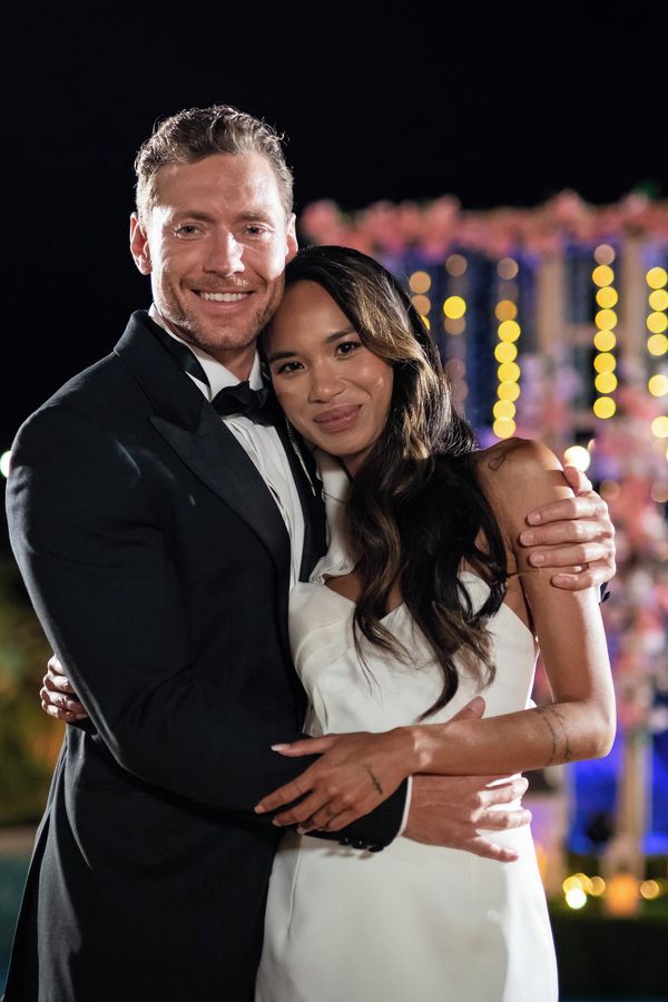 Už se stihli rozejít! Fanoušci mají po finále Bacheloru jasno. Zorka Hejdová se k Mírovi a vítězce Sarah vyjádřila  - fotka 1/1