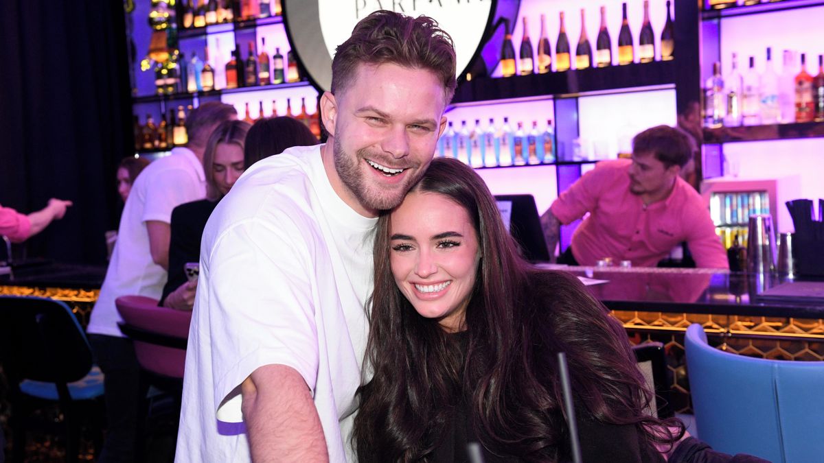 Tenhle fešák je jediný syn Karfíka z My všichni školou povinní. Podobu byste hledali těžko!