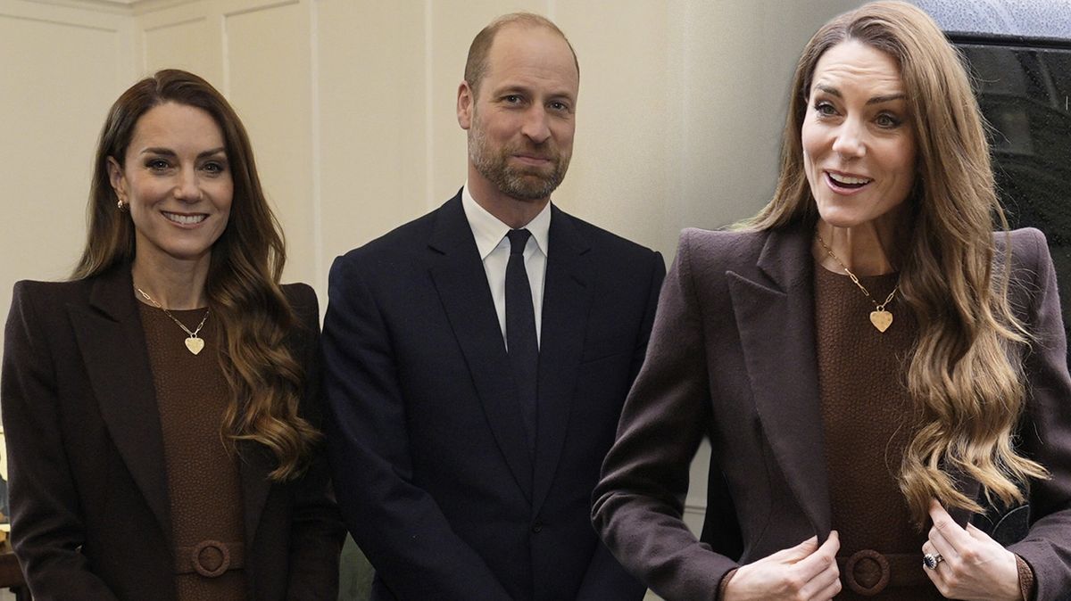 Šílené ramenní vycpávky a outfit babičky. Kate se tentokrát za svůj model dostala pod palbu hejtů. Neobstál ani šperk