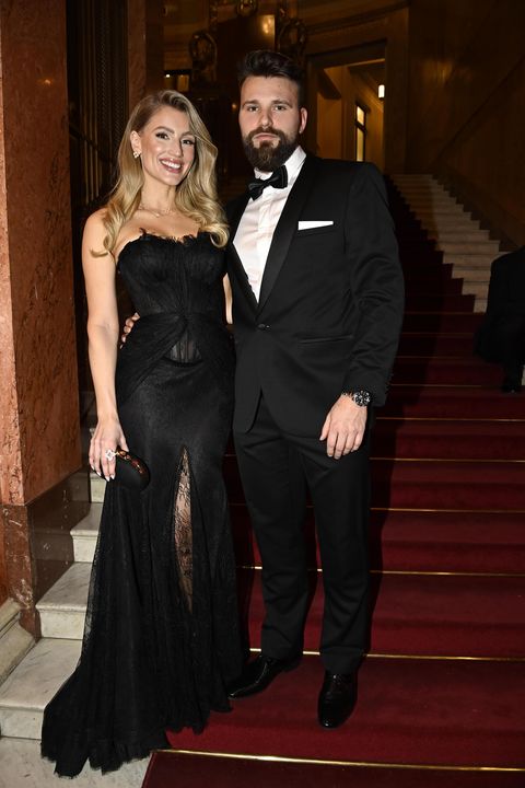 Risk na poslední chvíli. Modelka Mališová zkoušela šaty 20 minut před luxusním plesem: Takhle to dopadlo