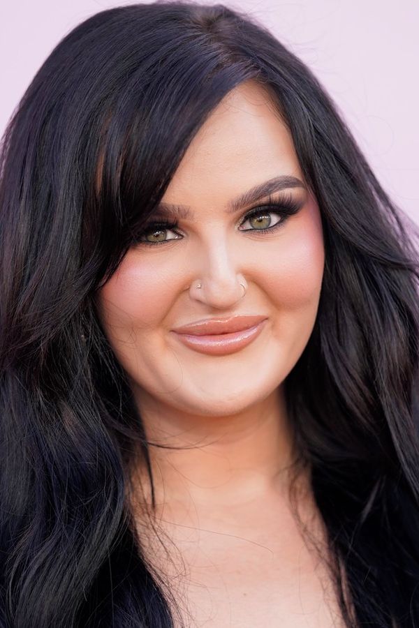 Slavná beauty influencerka se zhroutila: Jsem úplně ztracená. Po letech slávy přiznala, že internet je fake - fotka 1/1