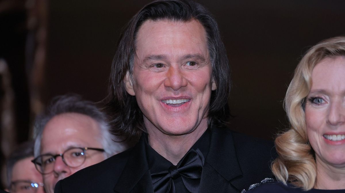 Kazma v tom prsty nemá. K „činu“ se přiznal jiný muž: Zvláštní podoba Jima Carreyho má možná vysvětlení