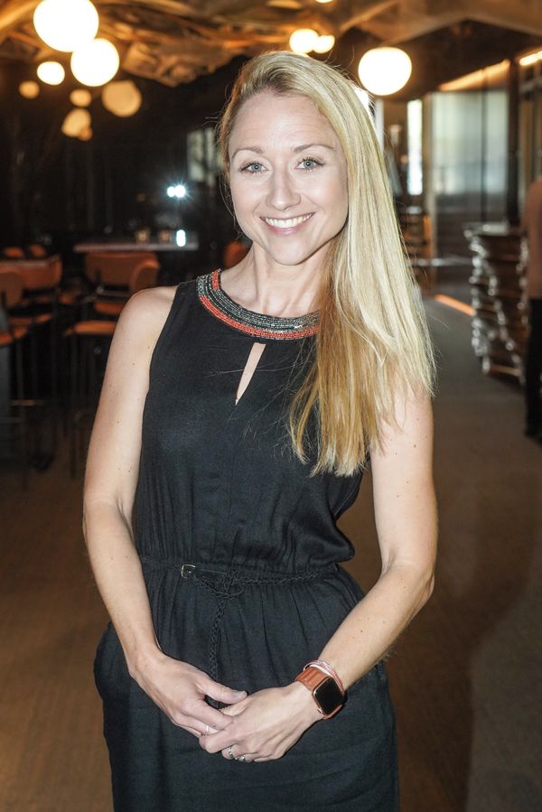 Z Dubaje teď děsí moderátorka Autosalonu: Emiráty uzavřely i pozemní hranice, na let do Ománu se lidé nedostanou - fotka 1/1