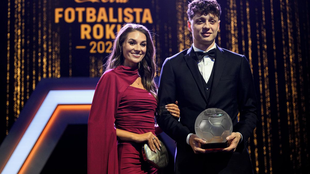 Kapitán fotbalové reprezentace Láďa Krejčí po krachu na MS: Romantika s půvabnou misskou. Nejhezčí dovolená, zasnili se