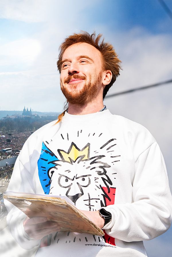 Glosa: Tohle nečekali! Organizátor demonstrace na Letné poslal pryč „strejce“ z opozice - fotka 1/1