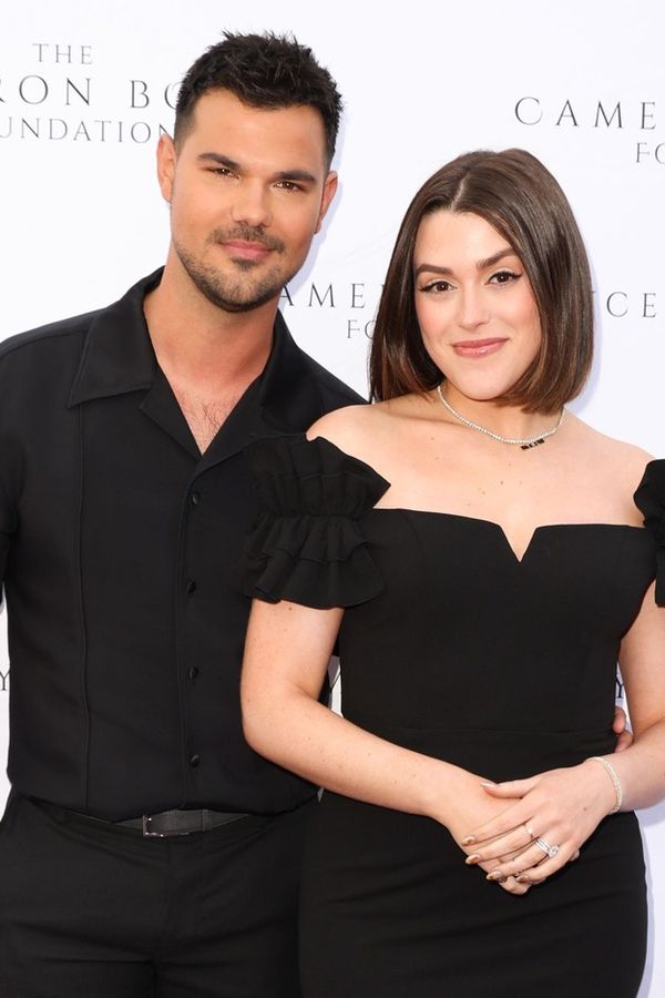 Vlkodlak ze Stmívání bude tátou! Taylor Lautner se podělil o radostnou novinku i fotky plné lásky s manželkou - fotka 1/1