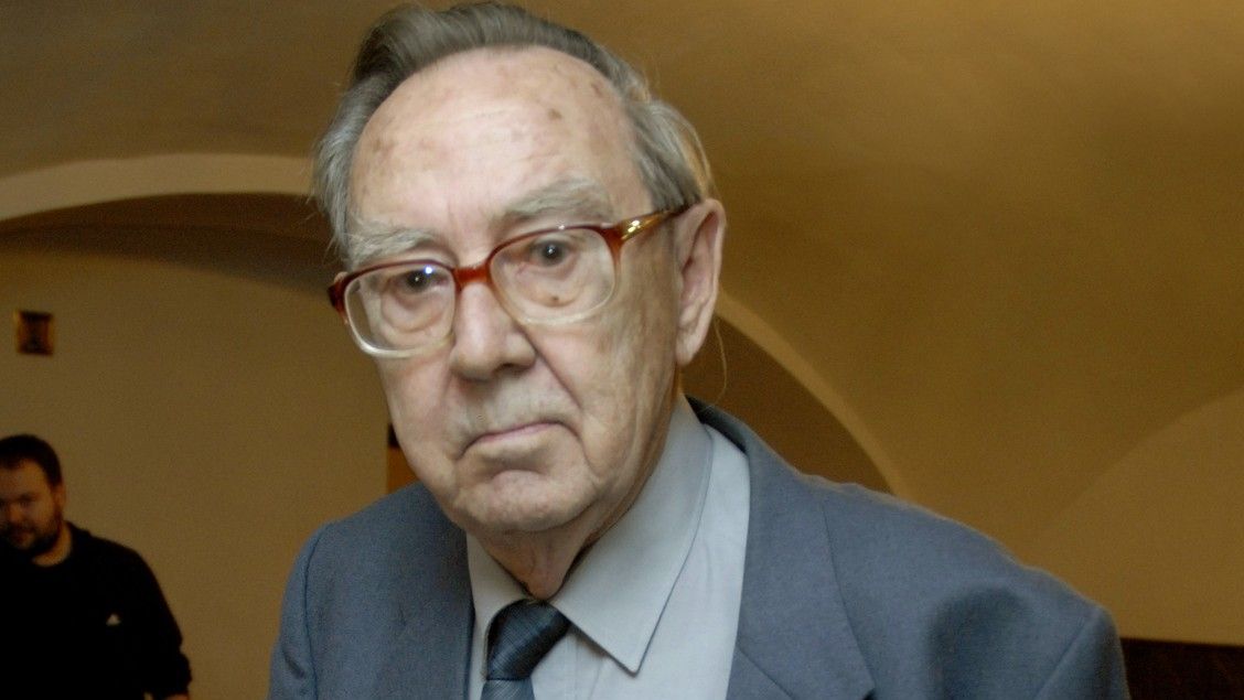 Scenárista, který kryl zakázaného kolegu: Otto Zelenka (†82) málem „napsal“ i Tři oříšky pro Popelku