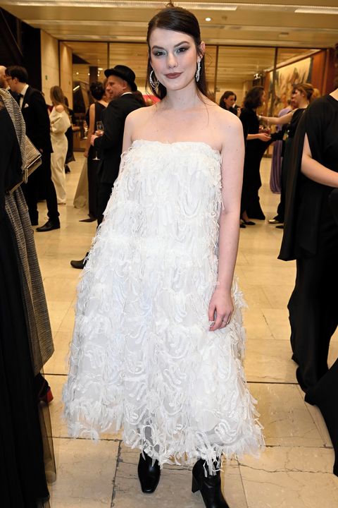 Kristýna z Ulice se toho na Lvech nebála: Šaty od známého návrháře, kozačky z pařížského sekáče a líčení jako z pohádky