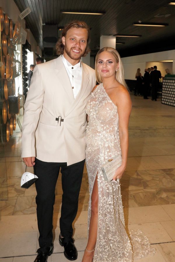 David Pastrňák ukázal novorozenou dceru. S manželkou se pochlubili fotkami a krásným jménem - fotka 1/1