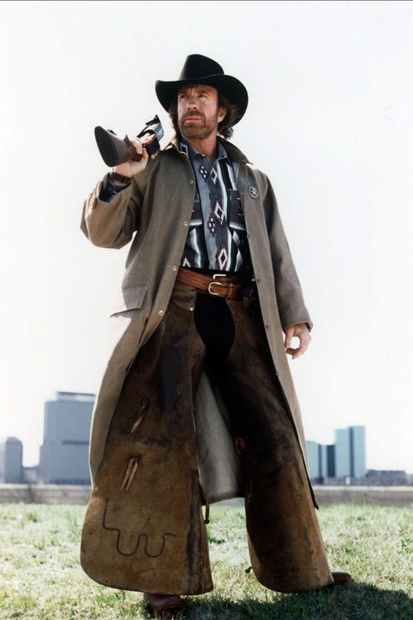 Zemřel Chuck Norris (†86). V legendárních „vtípcích“ ale bude žít navždy - fotka 1/1