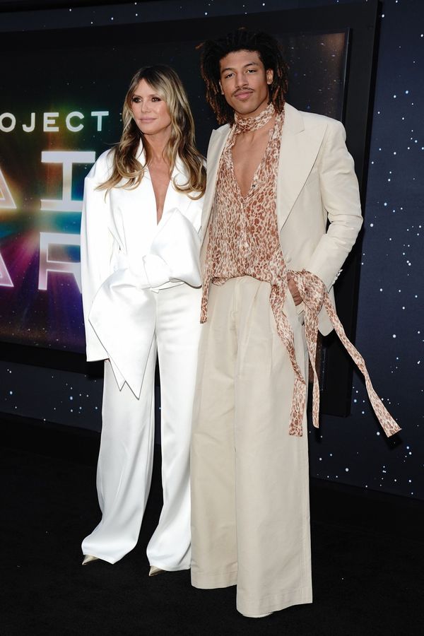 Ten ‚tlačenku‘ od mámy nepotřebuje: Syn Heidi Klum a Seala je 196 centimetrový fešák. A vypadá jako Lionel Richie! - fotka 1/1