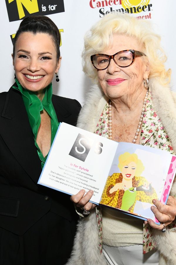 Tomu neuvěříte! Chůva Fine (68) a její seriálová máma (93) vypadají po třiceti letech pořád skoro stejně - fotka 1/1