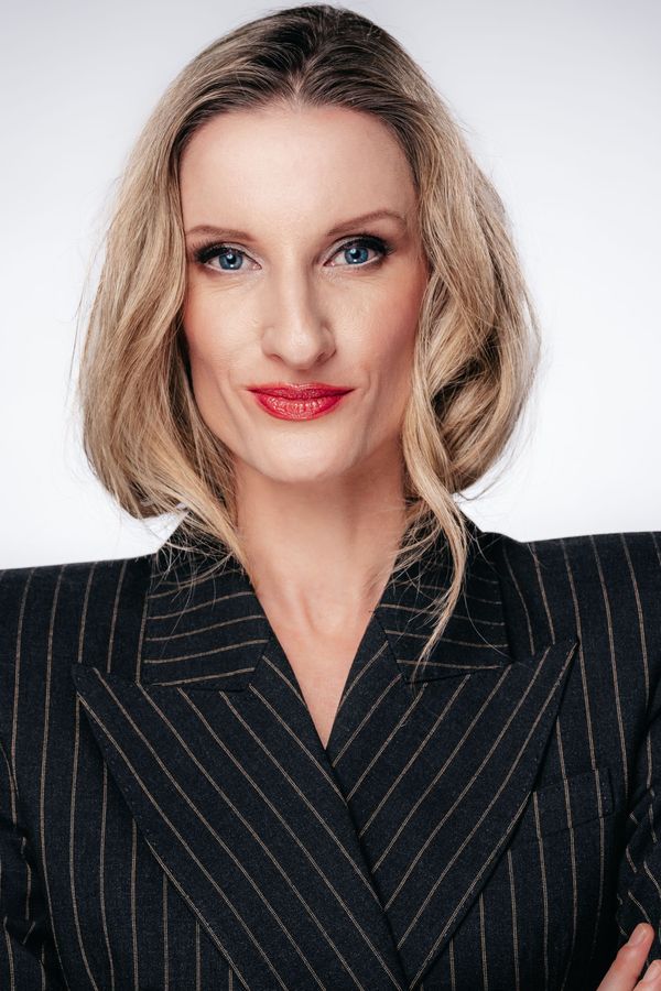 Po neshodách na Slovensku se moderátorka Adela Vinczeová upíchla v Česku: Takhle to všechno bylo, říká - fotka 1/1