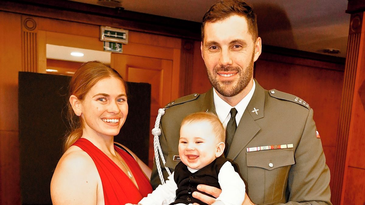 Snoubenka olympijského vítěze Josefa Dostála se ukázala v plavkách: Maminka osmiměsíčního synka už ladí formu