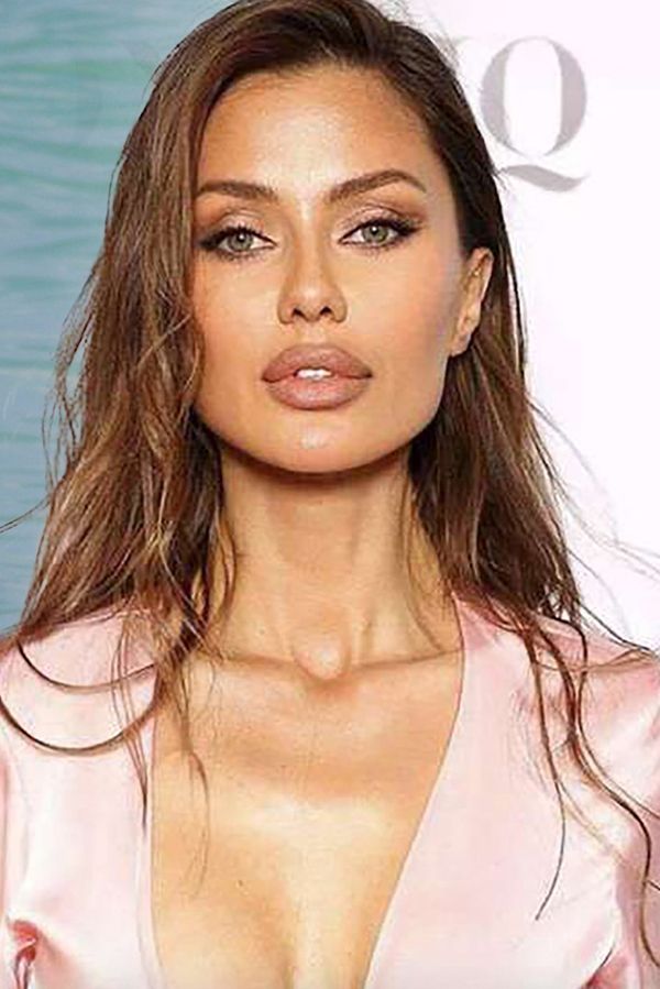 Ruská televizní hvězda, která se v Miami koupala úplně nahá, riskuje: Otevřeně kritizuje situaci v zemi! - fotka 1/1