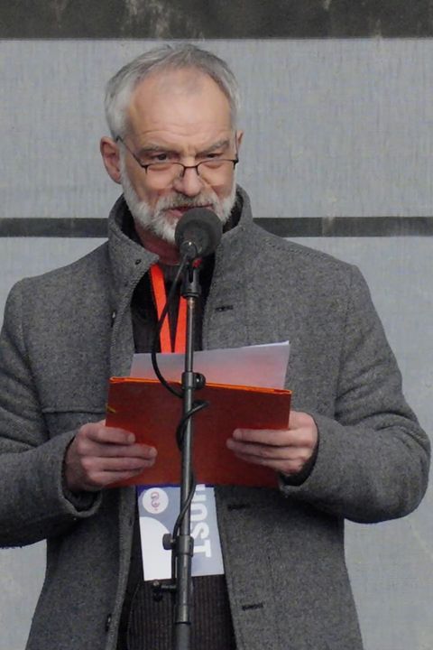 Kde je naše hrdost? hřímal Ivan Trojan na Letné