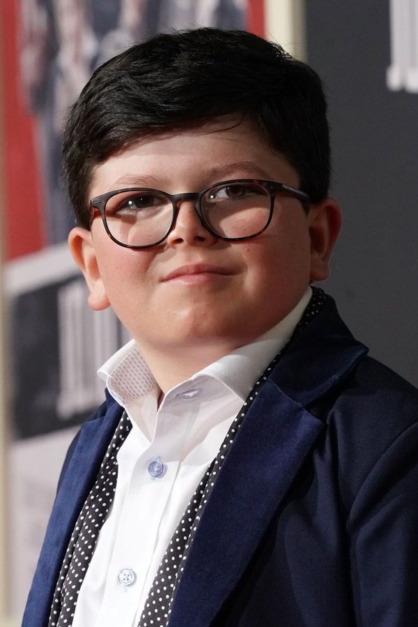 Slavný dětský herec propadl závislosti na sociálních sítích: Na telefonu jsem trávil 9 hodin denně a promarnil život - fotka 1/1