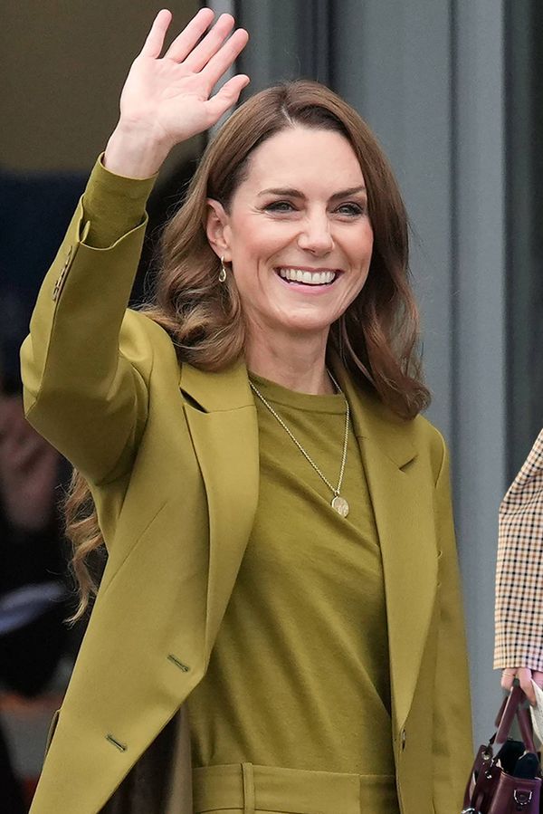 Jaká úžasná fotka! Bratr princezny Kate na své narozeniny ohromil fanoušky. Zaujalo netradiční oblečení i doprovod  - fotka 1/1