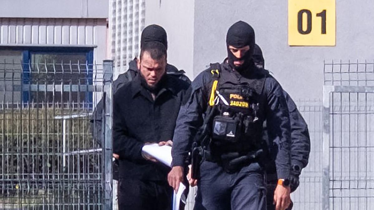 VIDEO: Koupelnovou baterií se pokusil ubít pacienta v Bohnicích, teď jde do vazby. O Beránkovi rozhodl soud