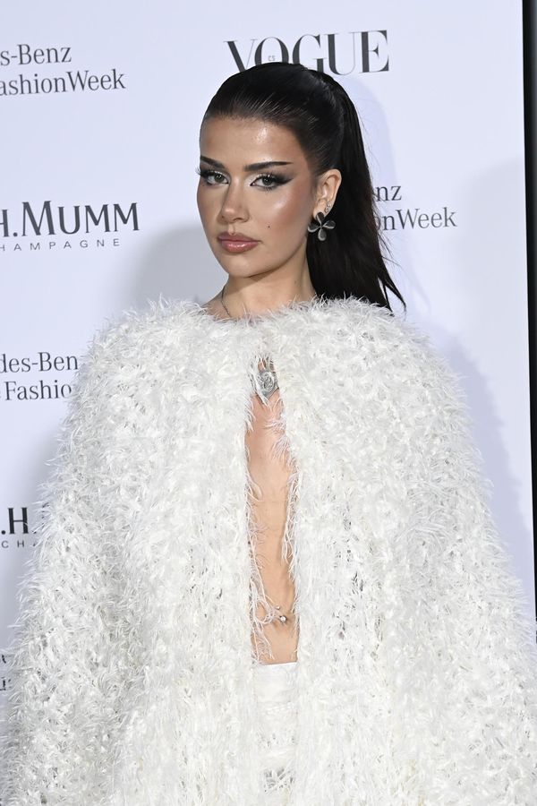 Tohle je favoritka na novou nejkrásnější Češku! Domi Alagia ukázala postavu v bikinách. Nádherná žena, píšou lidé - fotka 1/1