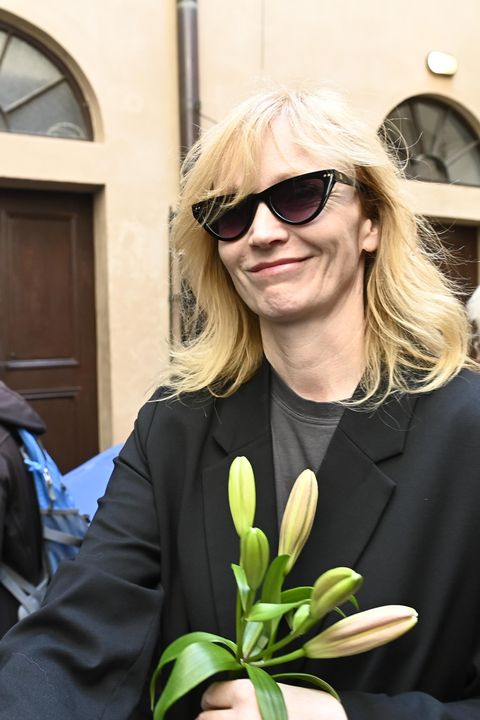 Plejáda hvězd se loučí s Janem Potměšilem: Geislerová, Trojan, Holubová a další slavní míří na mši 