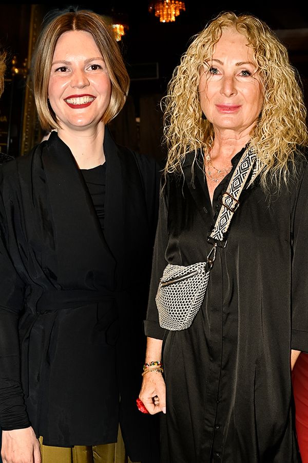 Blyštivá Arabela, originální seriálová hvězda i herečka pár sekund: Takhle vyrazily známé tváře na film o krasobruslení - fotka 1/1